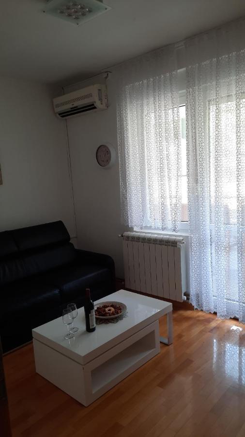 Apartmani Tomovic Сутоморе Экстерьер фото