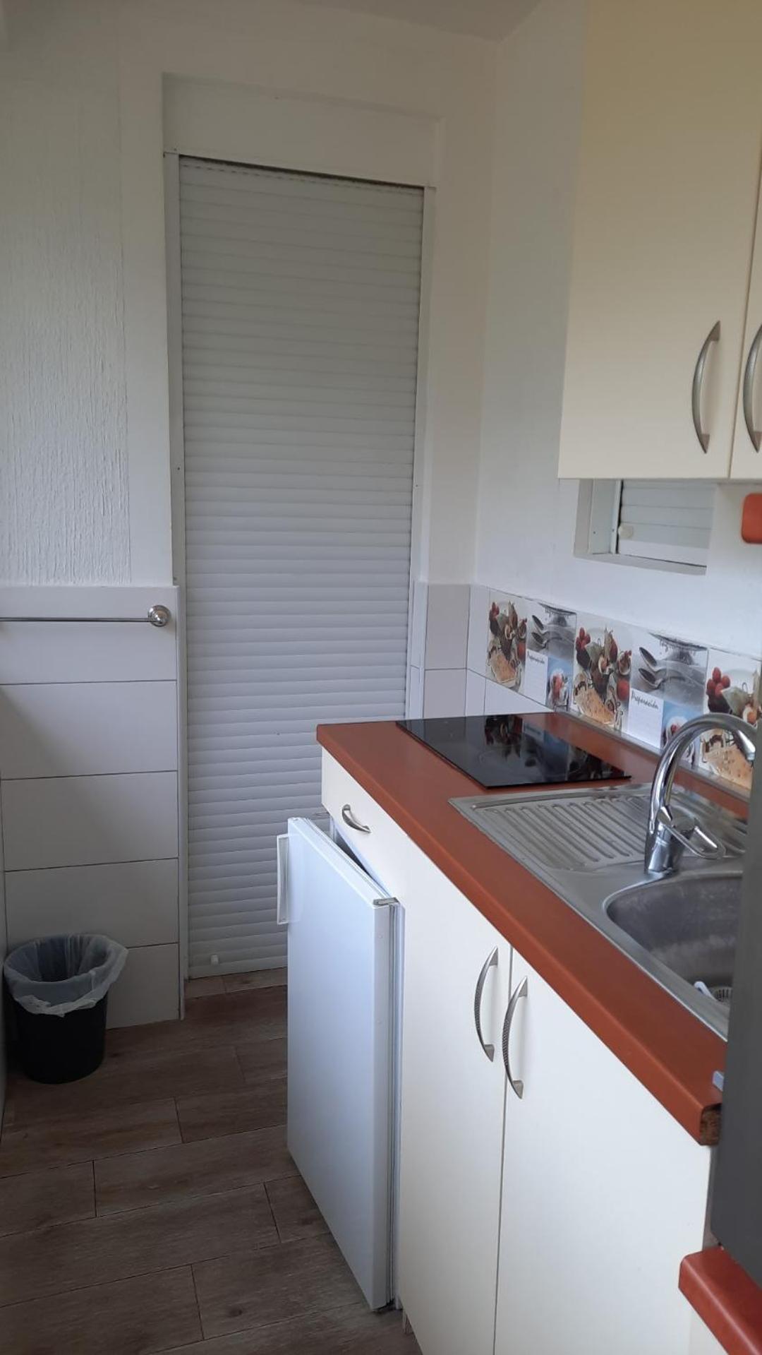 Apartmani Tomovic Сутоморе Номер фото